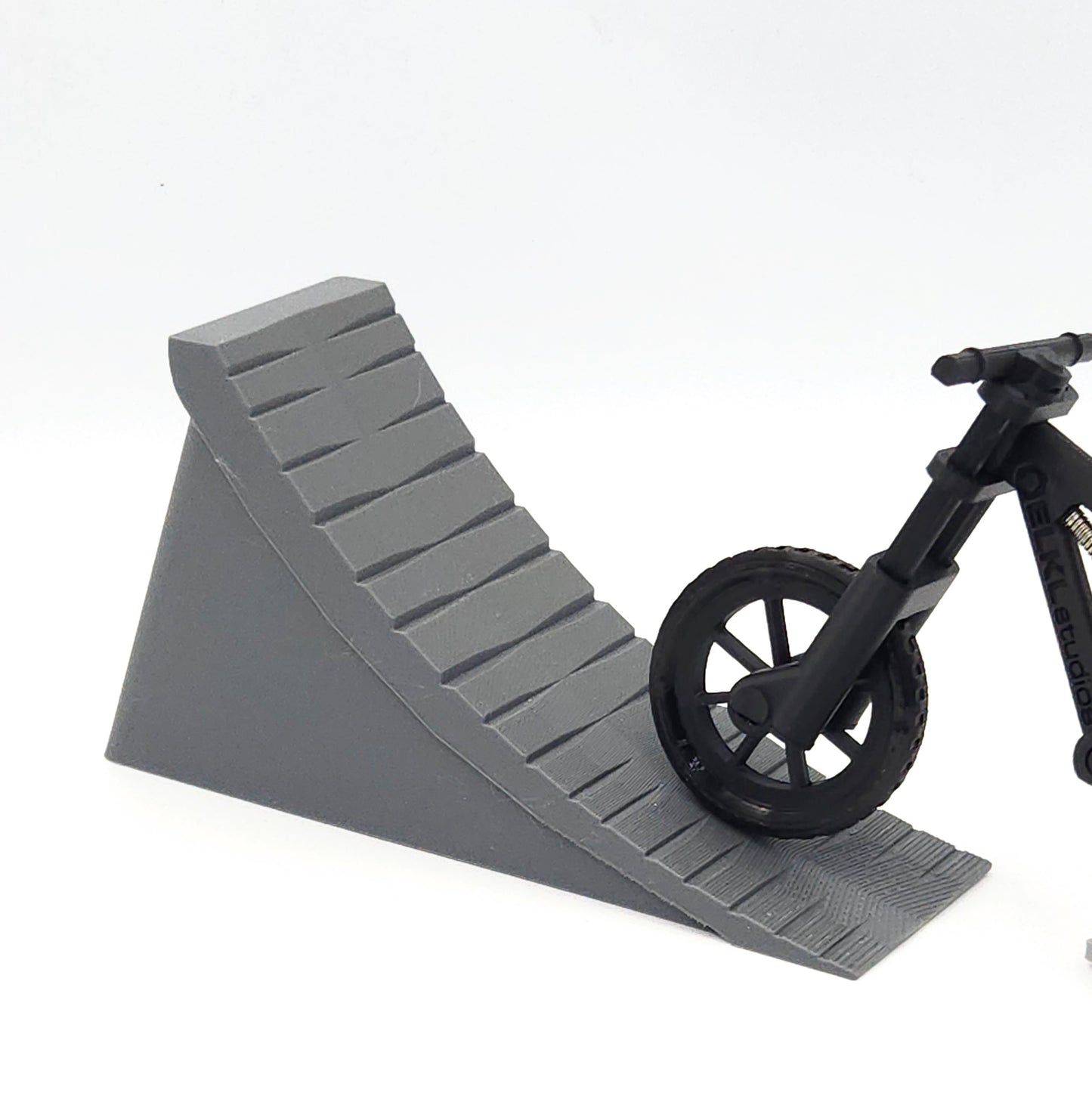 Takeoff Ramp for Finger Bikes